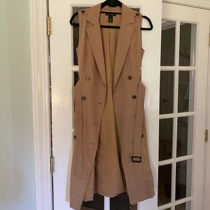 Sleeveless Trench w/Belt